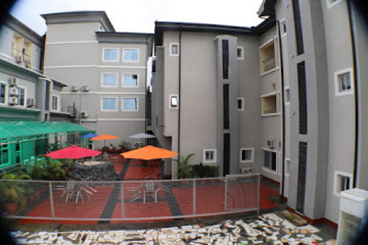 Room In Lodge - All Seasons Hotel-Owerri Exteriér fotografie