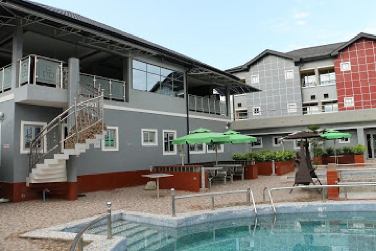Room In Lodge - All Seasons Hotel-Owerri Exteriér fotografie